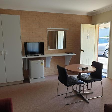 Blayney Central Motel Екстериор снимка