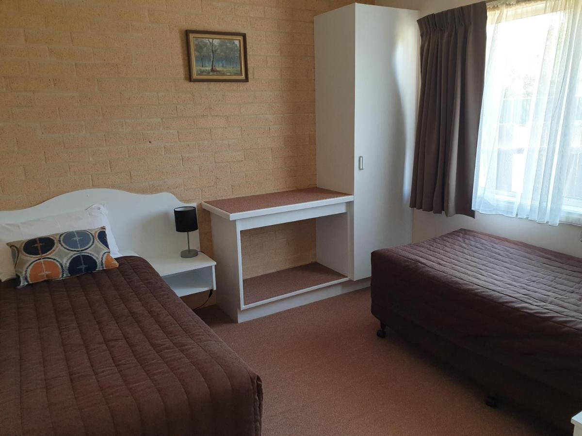 Blayney Central Motel Екстериор снимка