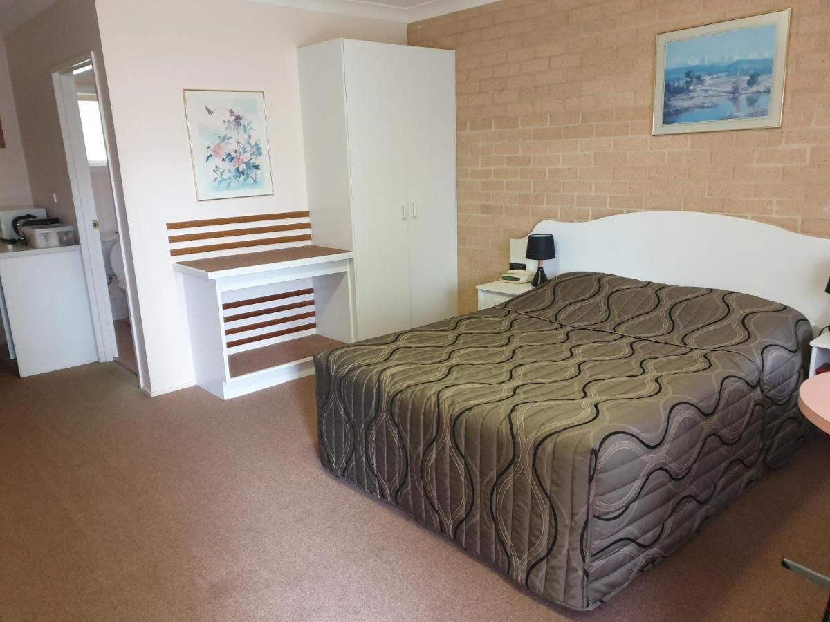Blayney Central Motel Екстериор снимка