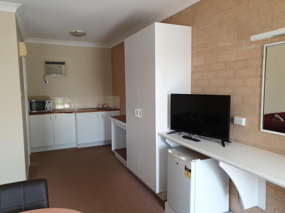 Blayney Central Motel Екстериор снимка
