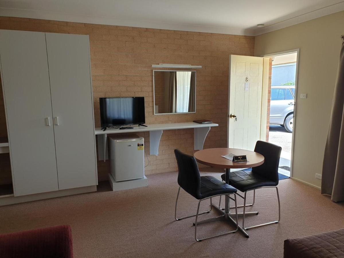Blayney Central Motel Екстериор снимка