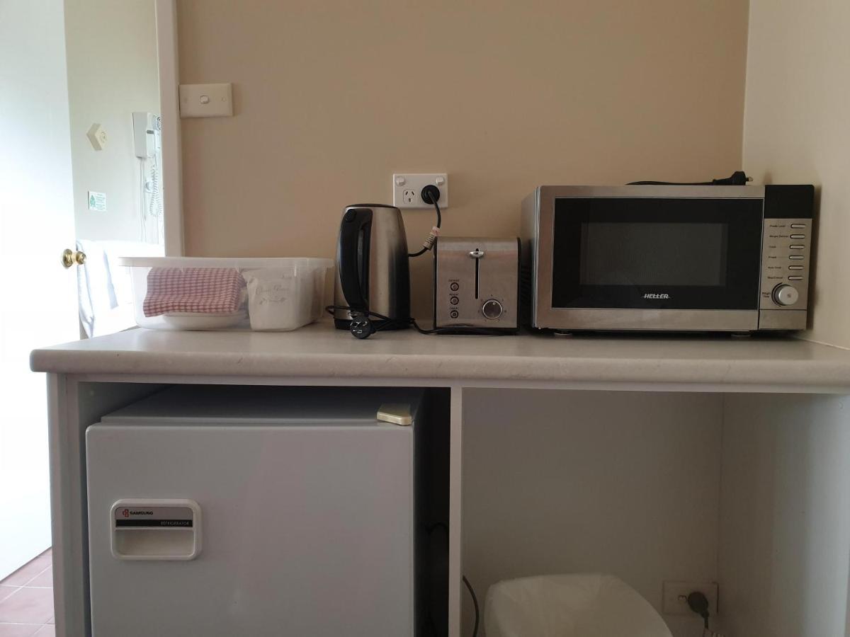Blayney Central Motel Екстериор снимка