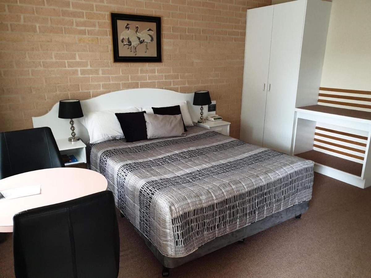 Blayney Central Motel Екстериор снимка