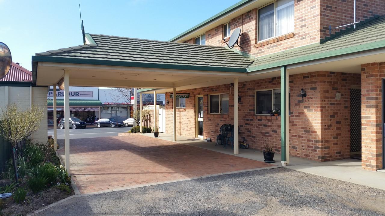 Blayney Central Motel Екстериор снимка
