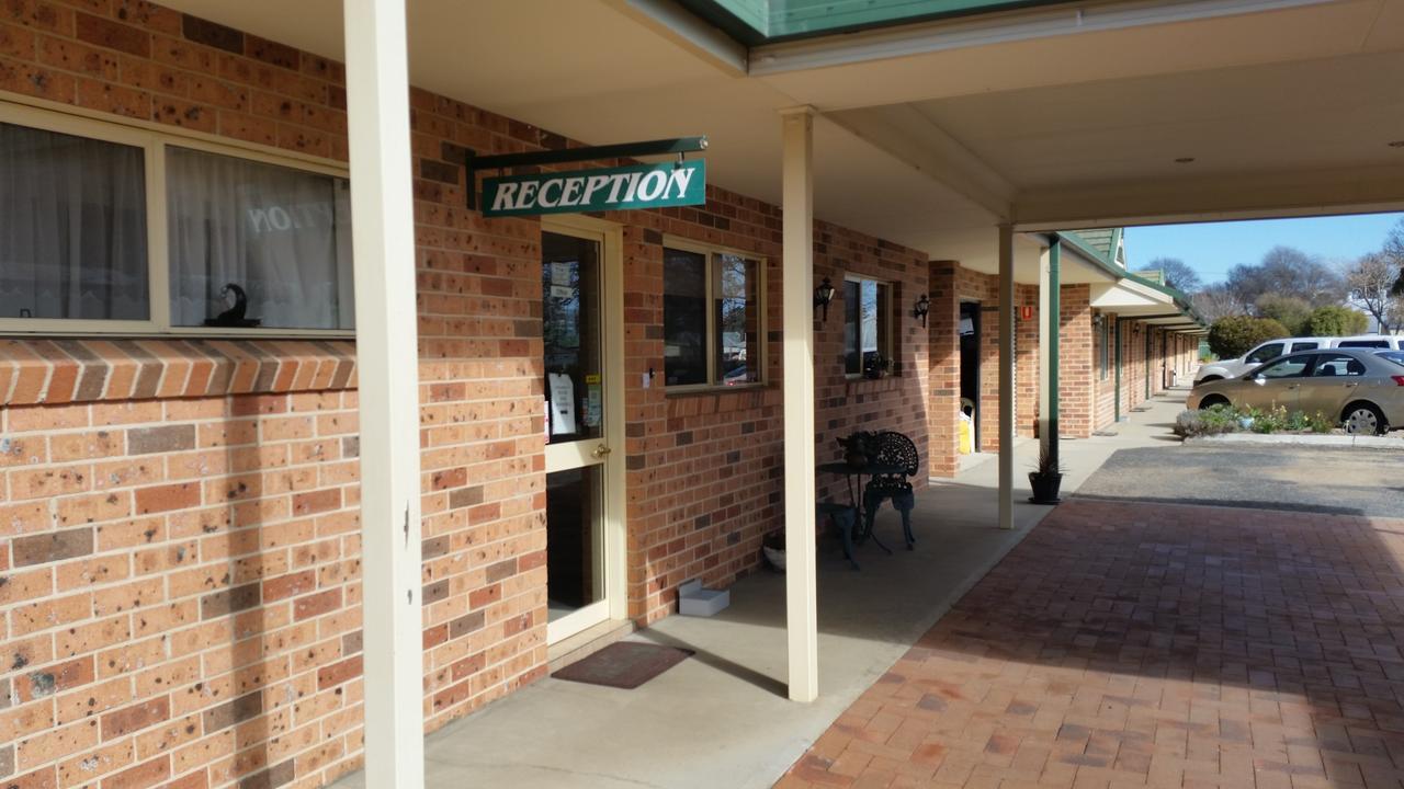 Blayney Central Motel Екстериор снимка